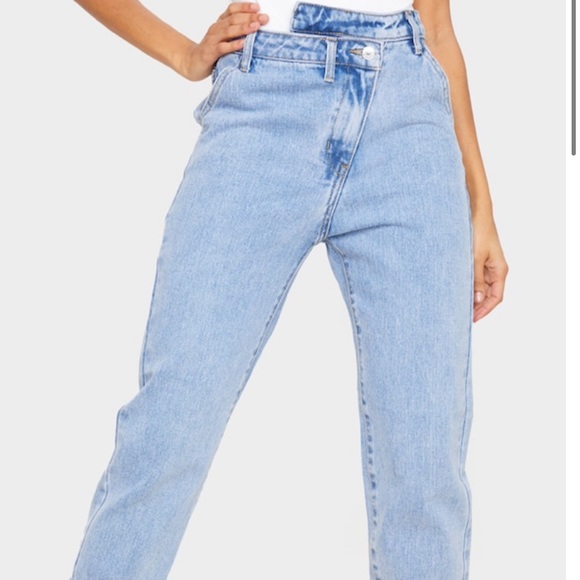Pretty Little Thing Asymmetrical Jeans size 2 - Picture 2 of 3